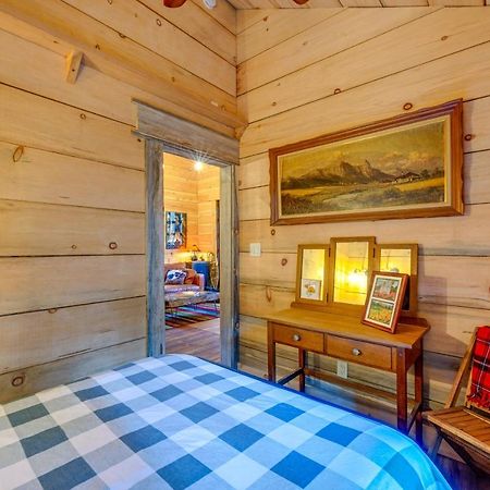 Enchanting Creekside Cabin Near Kings Canyon Park! Badger Exteriér fotografie