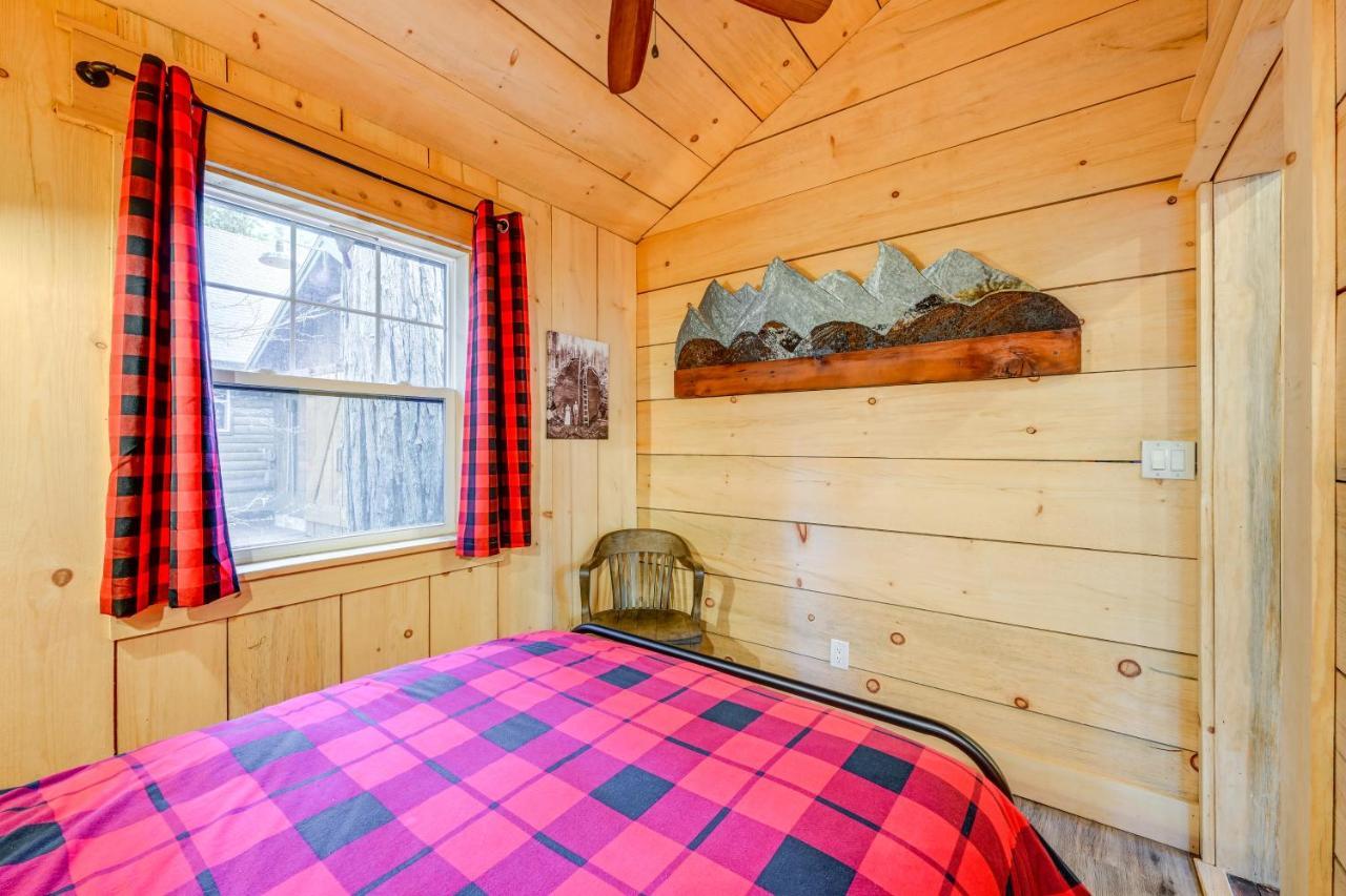 Enchanting Creekside Cabin Near Kings Canyon Park! Badger Exteriér fotografie